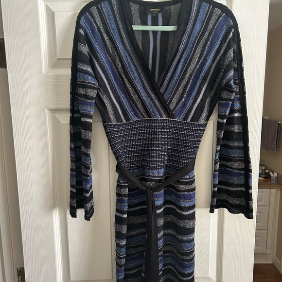 Laundry By Shelli Segal Black and Blue Long Sleeve Dress - Picture 1 of 3